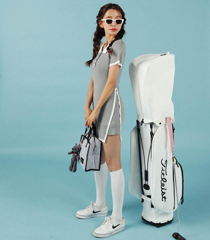 ポロカラースリットニットワンピース・全1色・t02708 レディース 【ops】ワンピース ミニワンピース ショート丈 ポロ襟 ボタン スリット ニット タイト スリム 半袖 配色 シンプル リブ 夏 韓国ファッション GOLFWEAR ゴルフウェア
