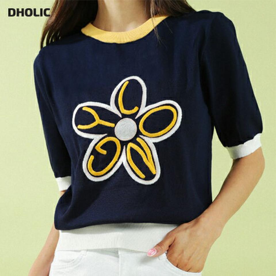 配色フラワー刺繍ニット・全2色・b02702 レディース 【tops】トップス ニット 半袖 ハーフスリーブ 刺繍 花柄 配色 ラウンドネック かわいい 可愛い ガーリー ライン アクリルニット 夏 サマーニット 韓国ファッション GOLFWEAR ゴルフウェア