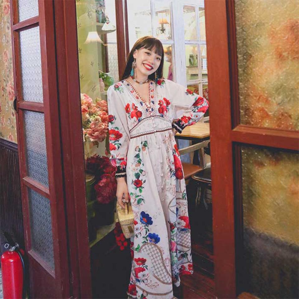ワンピース レディース マキシ丈ワンピース リゾート 夏 春 きれいめ 長袖 大きいサイズ ドレス ビーチワンピース 花柄 海ビーチ 旅行 海 遊び 結婚式 披露宴 お呼ばれ 着痩せ フレアワンピース 二次会