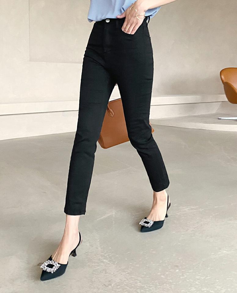 ブラックスキニーパンツ・全1色・t72354 レディース 【pt】パンツ スキニー 細身 スリム ロング丈 オフィスカジュアル ハイウエスト ベルトループ 綿 ウレタン 大人 カジュアル シンプル 単色 無地 ベーシック 黒 韓国ファッション ハイホリHIHOLLI