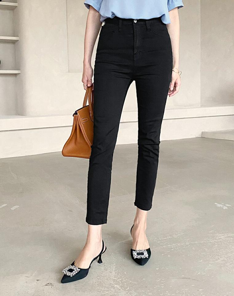 ブラックスキニーパンツ・全1色・t72354 レディース 【pt】パンツ スキニー 細身 スリム ロング丈 オフィスカジュアル ハイウエスト ベルトループ 綿 ウレタン 大人 カジュアル シンプル 単色 無地 ベーシック 黒 韓国ファッション ハイホリHIHOLLI