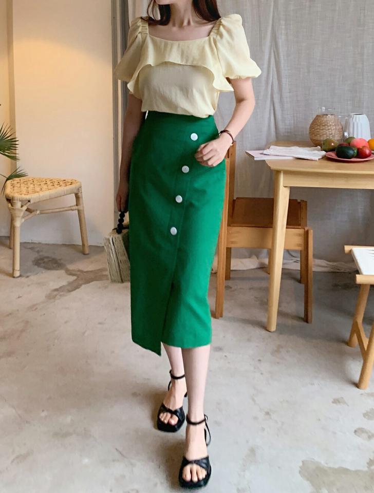 2WAYラッフルブラウス・全3色・t01295 レディース 【bl】トップス ブラウス 半袖 袖コン ラッフル フリル ガーリー 大人 かわいい 可愛い フェミニン オフショルダー デコルテ 鎖骨 二の腕カバー 黄色 パステル 夏 韓国ファッション