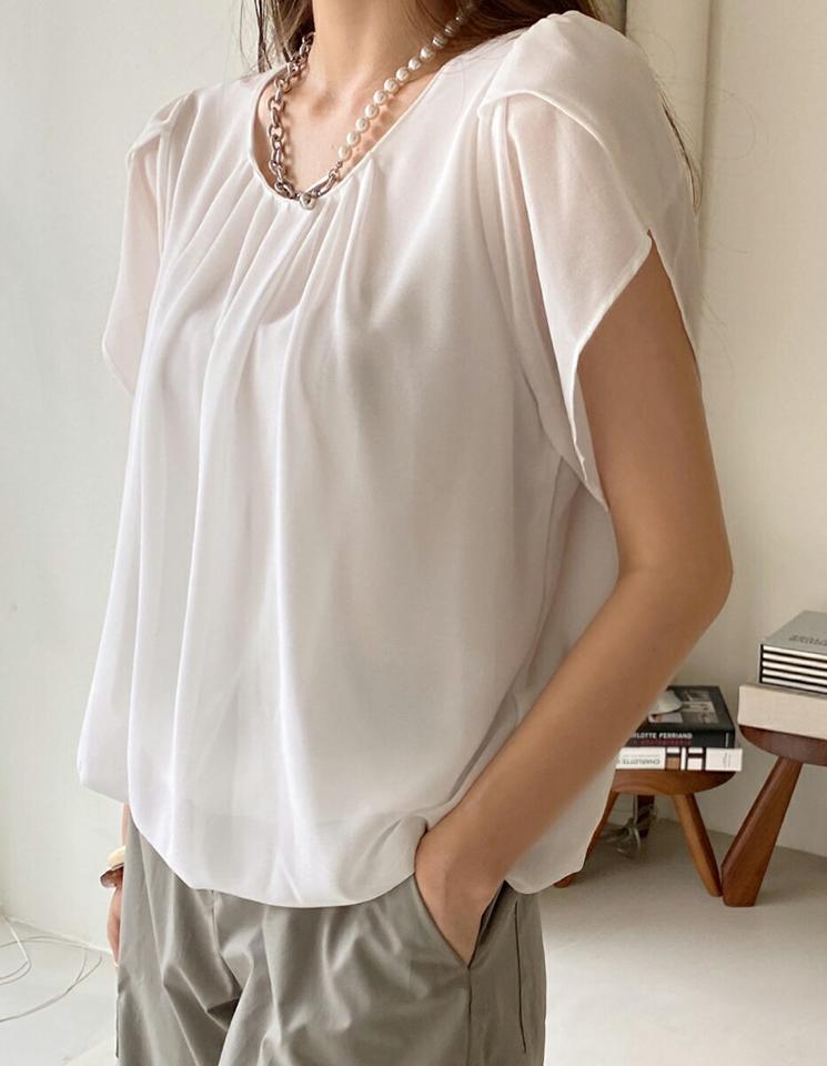 【10%OFF】スリットスリーブシフォンブラウス・全4色・b72624 レディース 【bl】ブラウス トップス 単色 無地 シンプル ベーシック 半袖 オフィスカジュアル シフォン タック フレア スリット 春 夏 フェミニン 白 韓国ファッション ハイホリHIHOLLI セール SALE