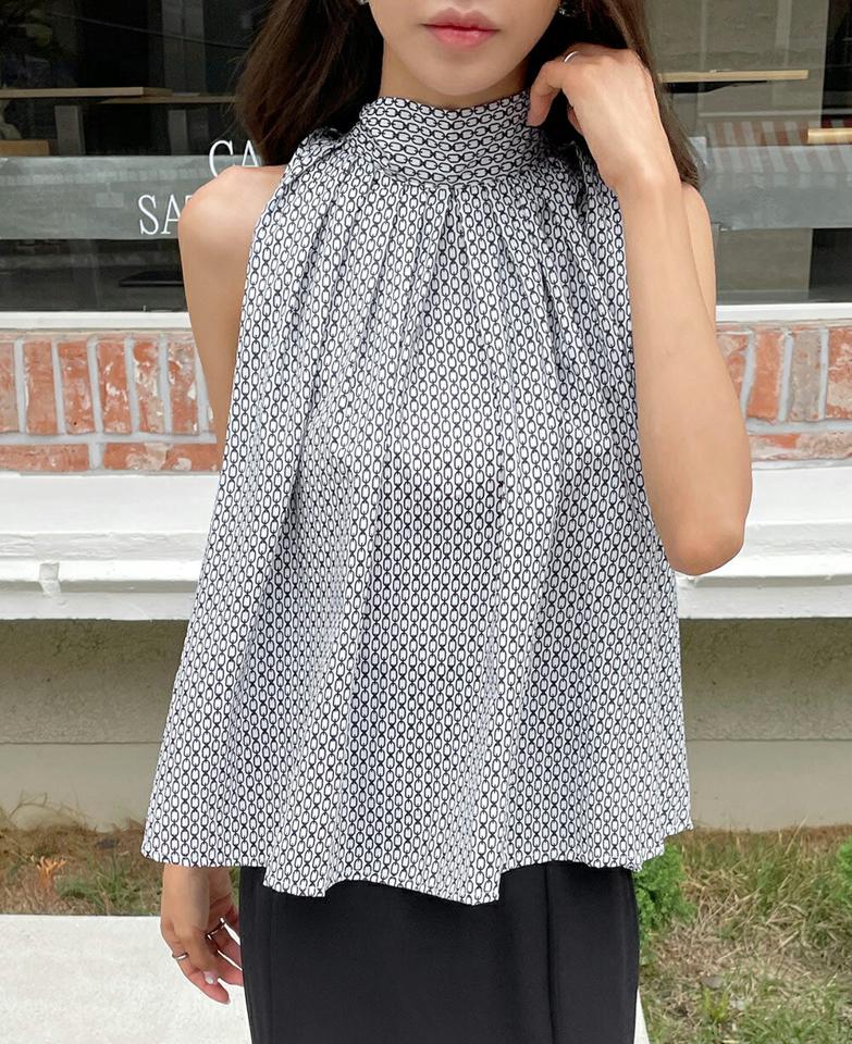 2WAYホルターネックパターンノースリーブ・全2色・b68052 レディース 【tops】トップス スリーブレス ノースリーブ ホルターネック 総柄 りぼん リボン チェーン柄 襟コン フレア 高級感 大人 ハイネック 骨ウェ 骨格ウェーブ 体型カバー お腹カバー 夏 韓国ファッション