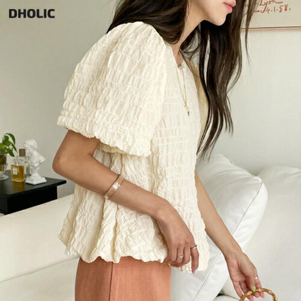 リンクルバルーンブラウス・全3色・t68007 レディース 【bl】トップス ブラウス 半袖 ハーフスリーブ バルーンスリーブ 袖コン リンクル エンボス 二の腕カバー ラウンドネック 単色 テクスチャー かわいい 可愛い パステル 夏 韓国ファッション