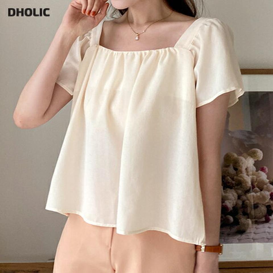 スクエアフレアスリーブブラウス・全3色・t67376 レディース 【bl】トップス ブラウス 半袖 スクエアネック デコルテ 鎖骨 フレアスリーブ 二の腕カバー フェミニン きれいめ 大人 上品 単色 無地 シンプル 夏 韓国ファッション