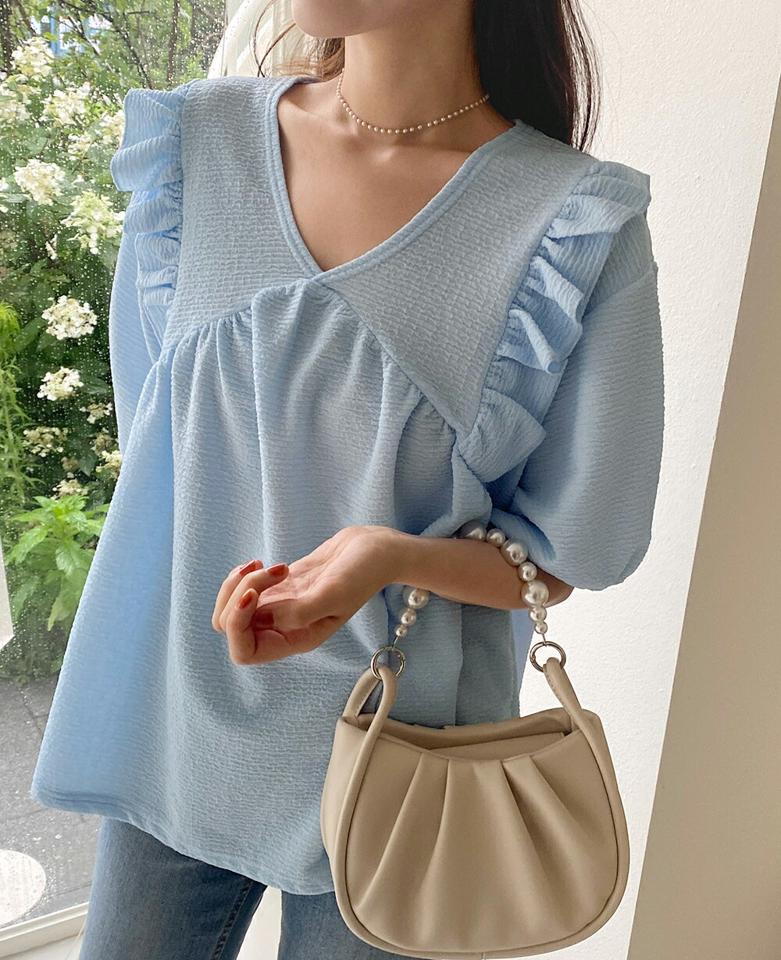 リンクルVネックフリルブラウス・全4色・t67378 レディース 【bl】トップス ブラウス 半袖 ハーフスリーブ リンク Vネック フリル ガーリー かわいい 可愛い 二の腕カバー フェミニン 切り替え パステル 水色 単色 無地 春 夏 韓国ファッション