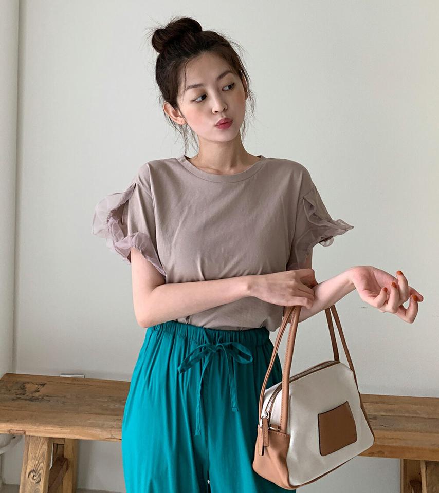 【10%OFF】シアーフリルスリーブTシャツ・全4色・t67369 レディース 【tops】トップス Tシャツ 半袖 フリル 透け感 シアー シースルー ラウンドネック フェミニン 大人 スリット 単色 かわいい 可愛い シンプル 二の腕カバー 袖コン 夏 韓国ファッション セール SALE