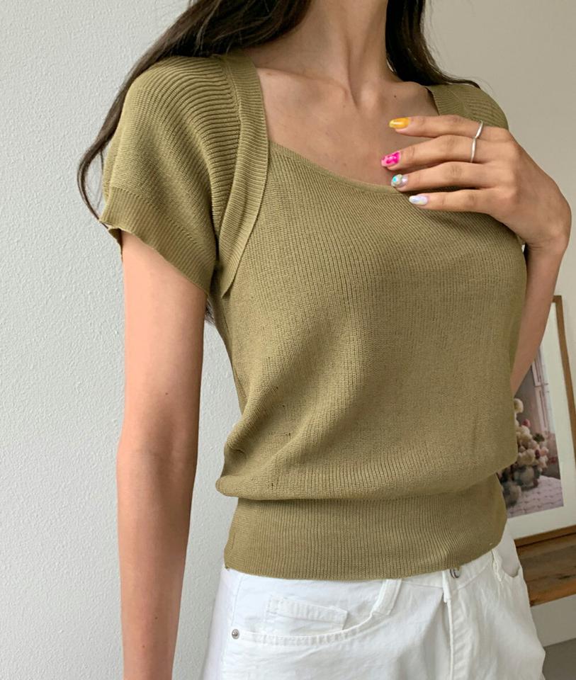 レイヤード風スクエアタイトニット・全5色・t67365 レディース 【tops】トップス ニット 半袖 スクエアネック タイト スリム レイヤード風 デコルテ 鎖骨 単色 無地 シンプル カジュアル ラグランスリーブ 夏 韓国ファッション