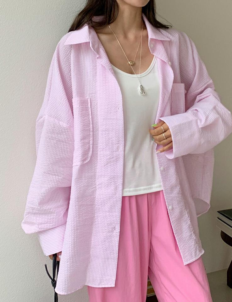 リンクルストライプシャツ・全3色・t67380 レディース 【bl】トップス シャツ 長袖 ゆったり オーバーサイズ ビッグサイズ ストライプ柄 リンクル 爽やか 大人 カジュアル サイドスリット ドロップショルダー ピンク 春 夏 韓国ファッション