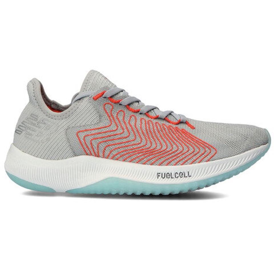 ニューバランス（new balance）（レディース）ランニングシューズ グレー FuelCell REBEL SC WFCXSCB ジョギングシューズ マラソン レディース 靴 シューズ