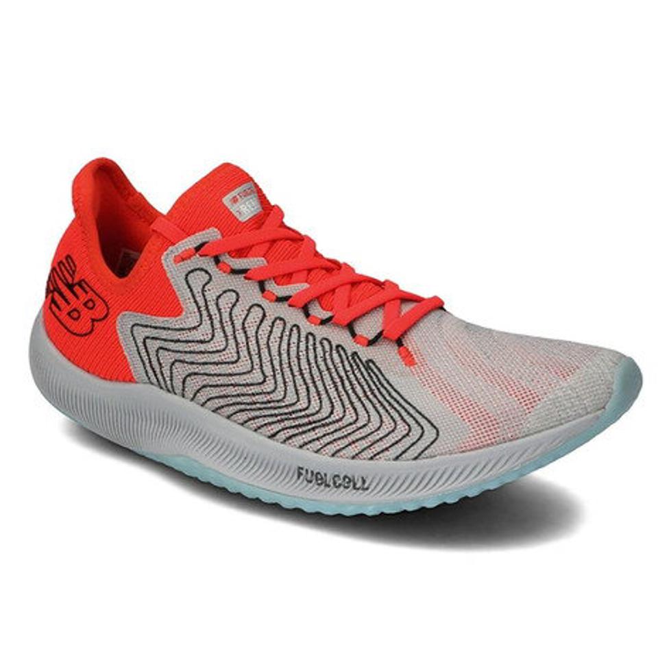 ニューバランス（new balance） ランニングシューズ グレー FuelCell REBEL M MFCXSC D ジョギングシューズ マラソン 陸上 メンズ 靴 シューズ （メンズ）