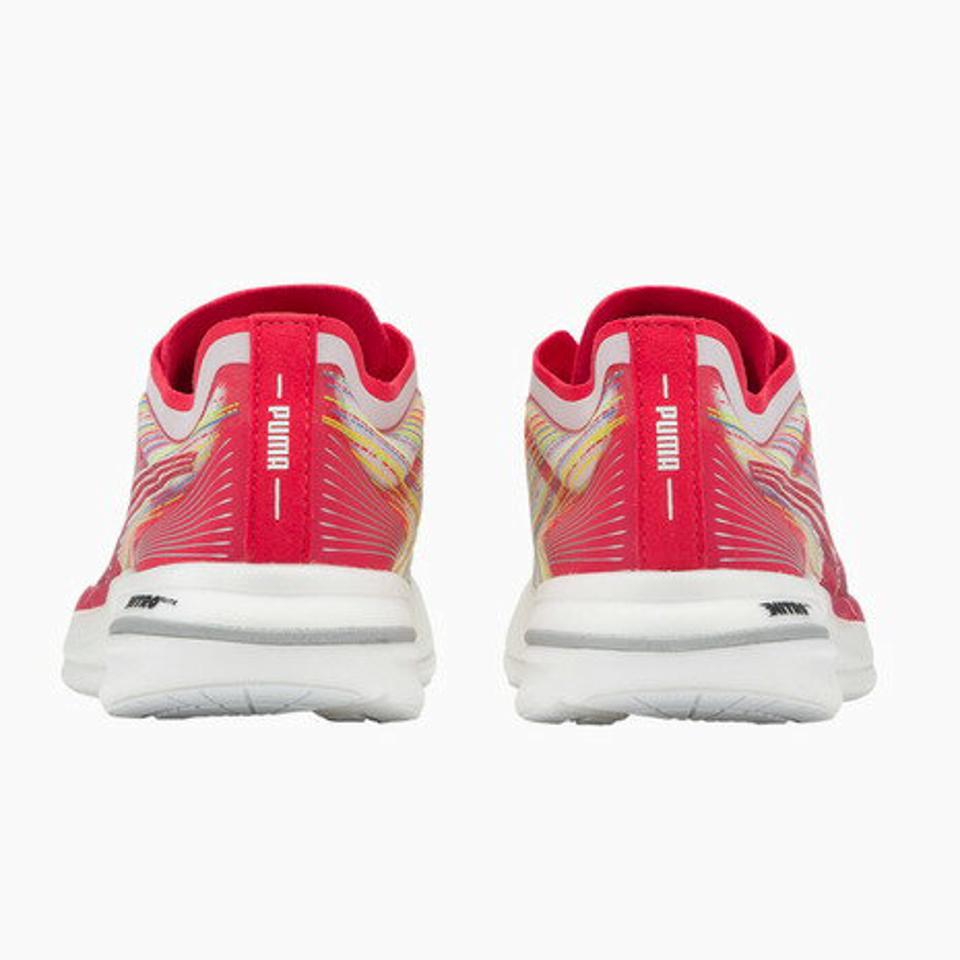 プーマ（PUMA）（レディース）ランニングシューズ ディヴィエイト ニトロ エリート スペクトラ キズナ ホワイト レッド 37665901 スニーカー 駅伝 マラソン