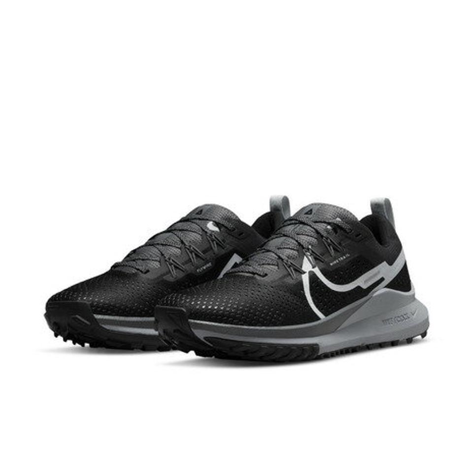 ナイキ（NIKE）（レディース）リアクト ペガサス トレイル 4 ブラック グレー DJ6159-001 ランニングシューズ トレラン スポーツ スニーカー トレーニング