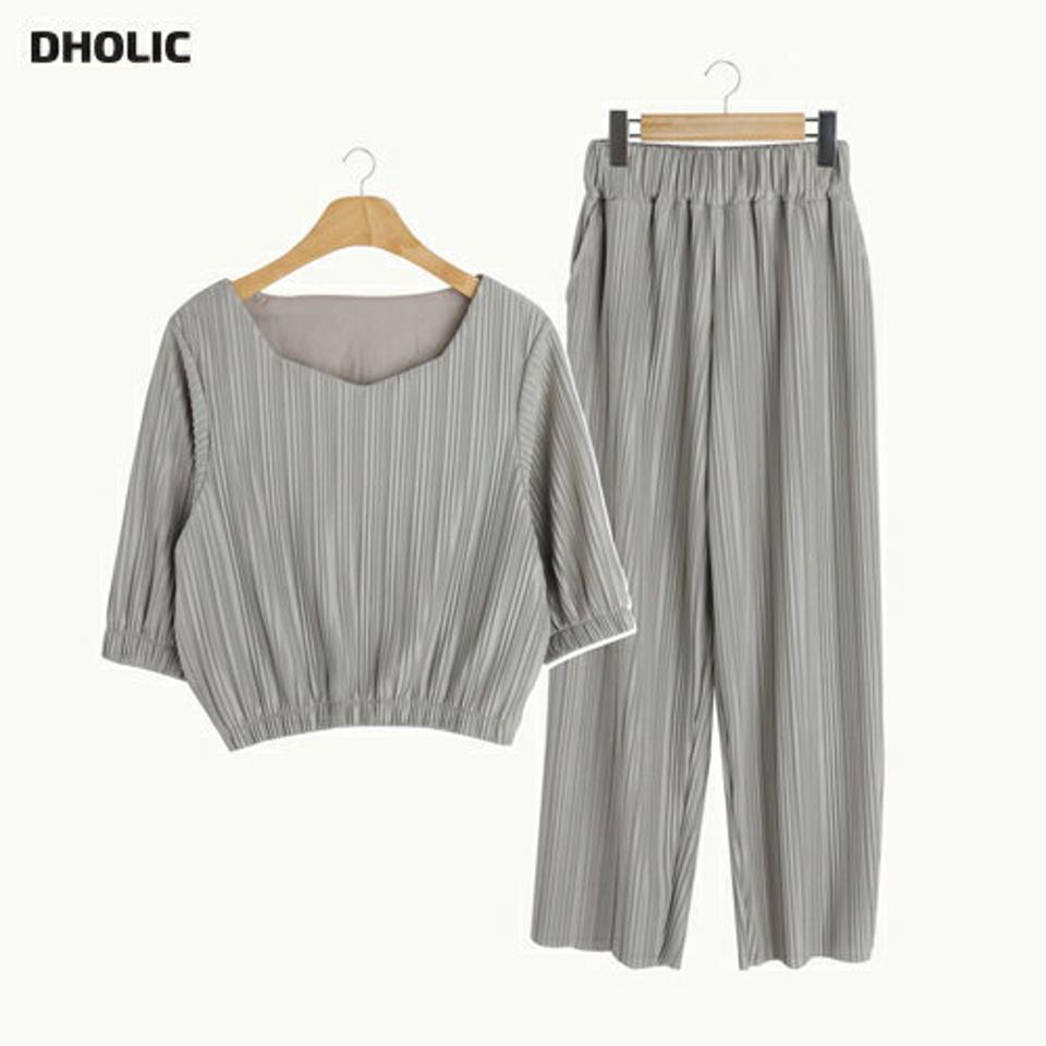 【10%OFF】プリーツブラウス&パンツSET・全4色・t72741 レディース 【pt】セットアップ セット setup プリーツ トップス Tシャツ パステル デコルテ クロップド丈 ハイウエスト パンツ 春 夏 大人 ベージュ プリーツパンツ 韓国ファッション ハイホリHIHOLLI セール SALE