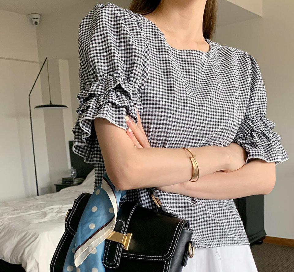 【10%OFF】チェックフリルパフブラウス・全3色・t72672 レディース 【bl】ブラウス トップス 半袖 柄 模様 チェック ギンガムチェック フリル パフスリーブ パフ袖 二の腕カバー 春 夏 ガーリー モノトーン 白 黒 韓国ファッション ハイホリHIHOLLI セール SALE