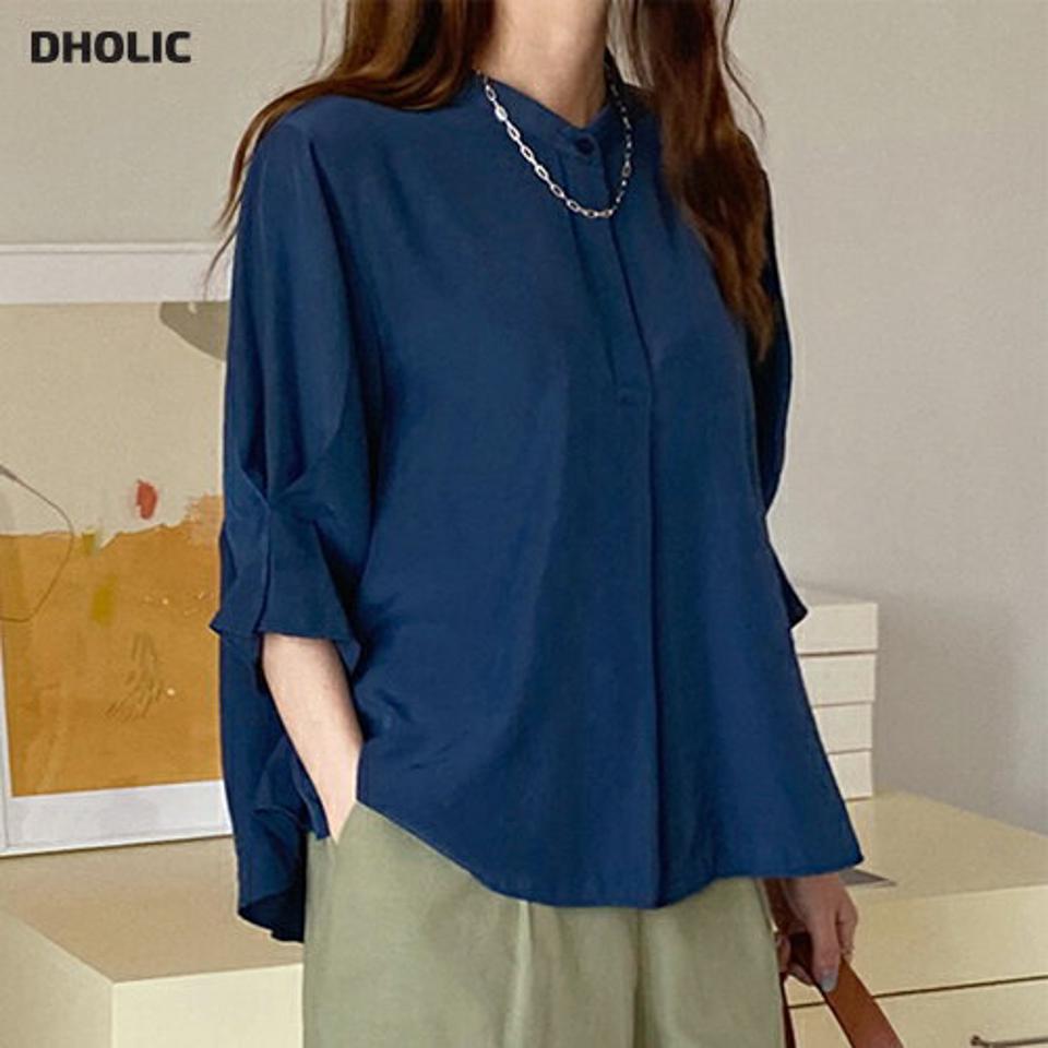 タックスリーブフレアブラウス・全3色・b72668 レディース 【bl】ブラウス トップス 七分袖 7分袖 7分丈 七分丈 単色 無地 シンプル ベーシック オフィスカジュアル タック フレア お腹カバー 春 夏 シック 紺 韓国ファッション ハイホリHIHOLLI