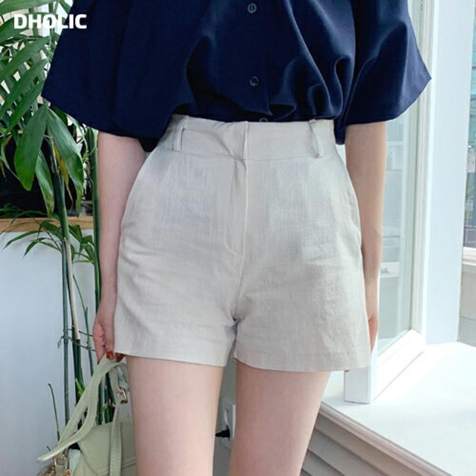 リネン混ショートパンツ・全3色・t00964 レディース 【pt】ショートパンツ 短パン リネン 単色 無地 シンプル ベーシック カジュアル 大人 ワイド ベルトループ ハイウエスト ベージュ 夏 韓国ファッション