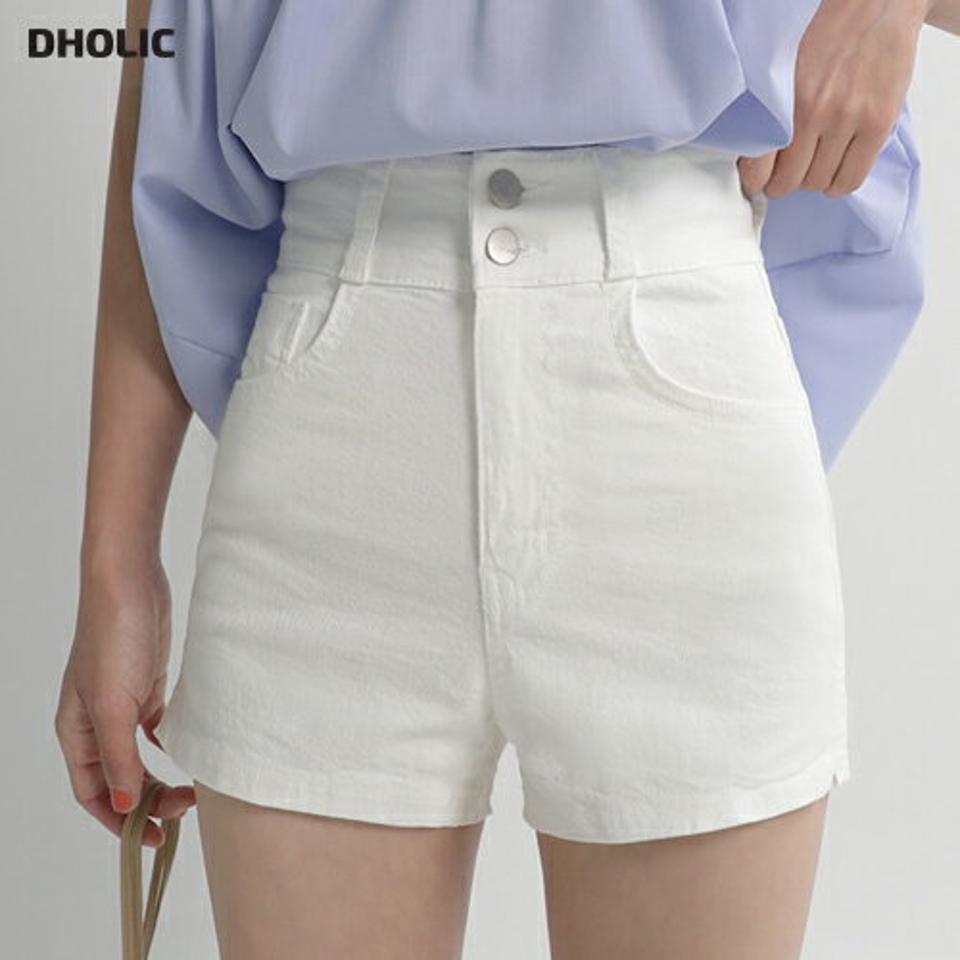 【10%OFF】ツーボタンスリットショートパンツ・全2色・t67403 レディース 【pt】ショートパンツ 短パン ズボン パンツ スリット 単色 無地 シンプル ベーシック 大人 カジュアル タイト 白 ホワイト 夏 ハイウエスト ベルトループ 韓国ファッション セール SALE