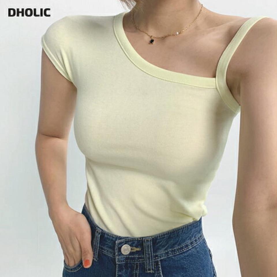 アシメショルダーTシャツ・全3色・t67432 レディース 【tops】トップス Tシャツ スリーブレス ノースリーブ ショートスリーブ アンバランス アシンメトリー ユニーク デコルテ 単色 無地 シンプル カジュアル 黄色 夏 韓国ファッション