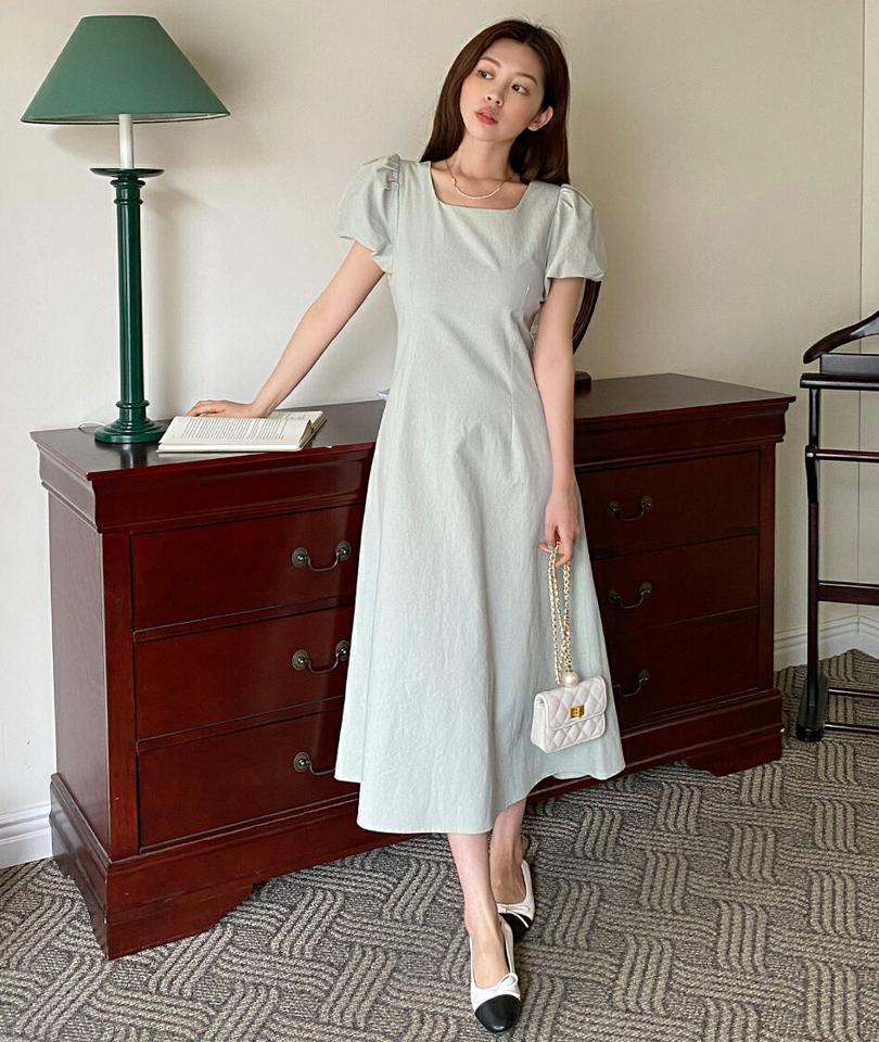バックスリットリボンワンピース・全3色・t66956 レディース 【ops】ワンピース ロング丈 半袖 パフスリーブ スクエアネック 単色 無地 シンプル フレア スリット フェミニン きれいめ 大人 上品 夏 韓国ファッション