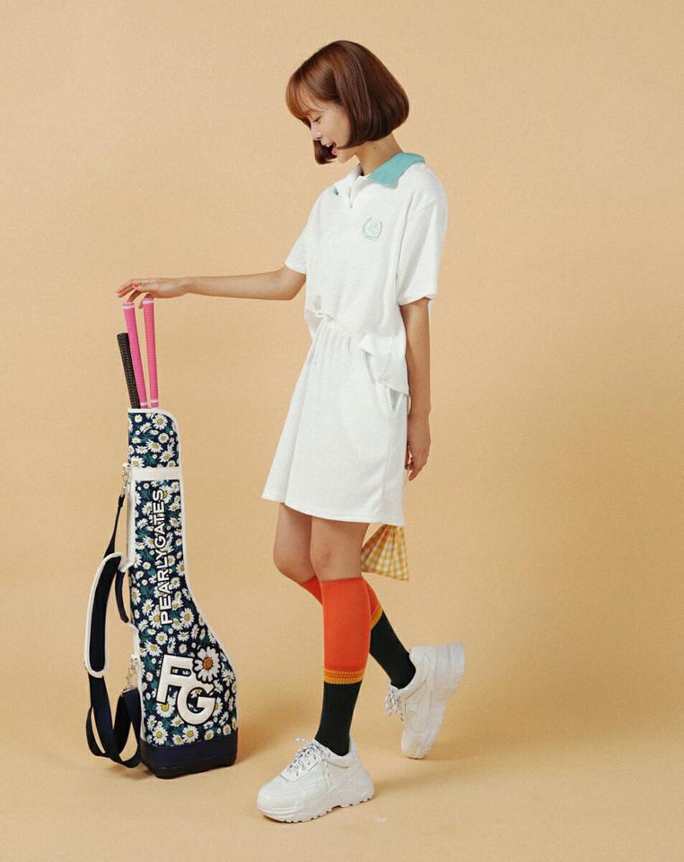 【10%OFF】配色刺繍スキッパーTシャツ&ショートパンツSET・全3色・t02884 レディース 【pt】セットアップ setup トップス Tシャツ ポロ襟 半袖 スキッパー ショートパンツ 短パン ズボン ワンポイント カジュアル 夏 韓国ファッション GOLFWEAR ゴルフウェア セール SALE