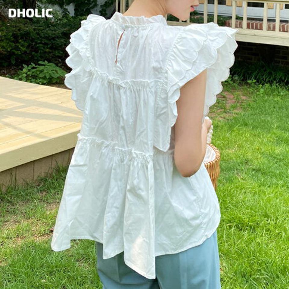 スカラップフリルティアードブラウス・全1色・t68187 レディース 【bl】トップス スリーブレス ノースリーブ 袖コン 二の腕カバー フリル ガーリー スカラップ ティアード お腹カバー 体型カバー 刺繍 フェミニン 夏 韓国ファッション