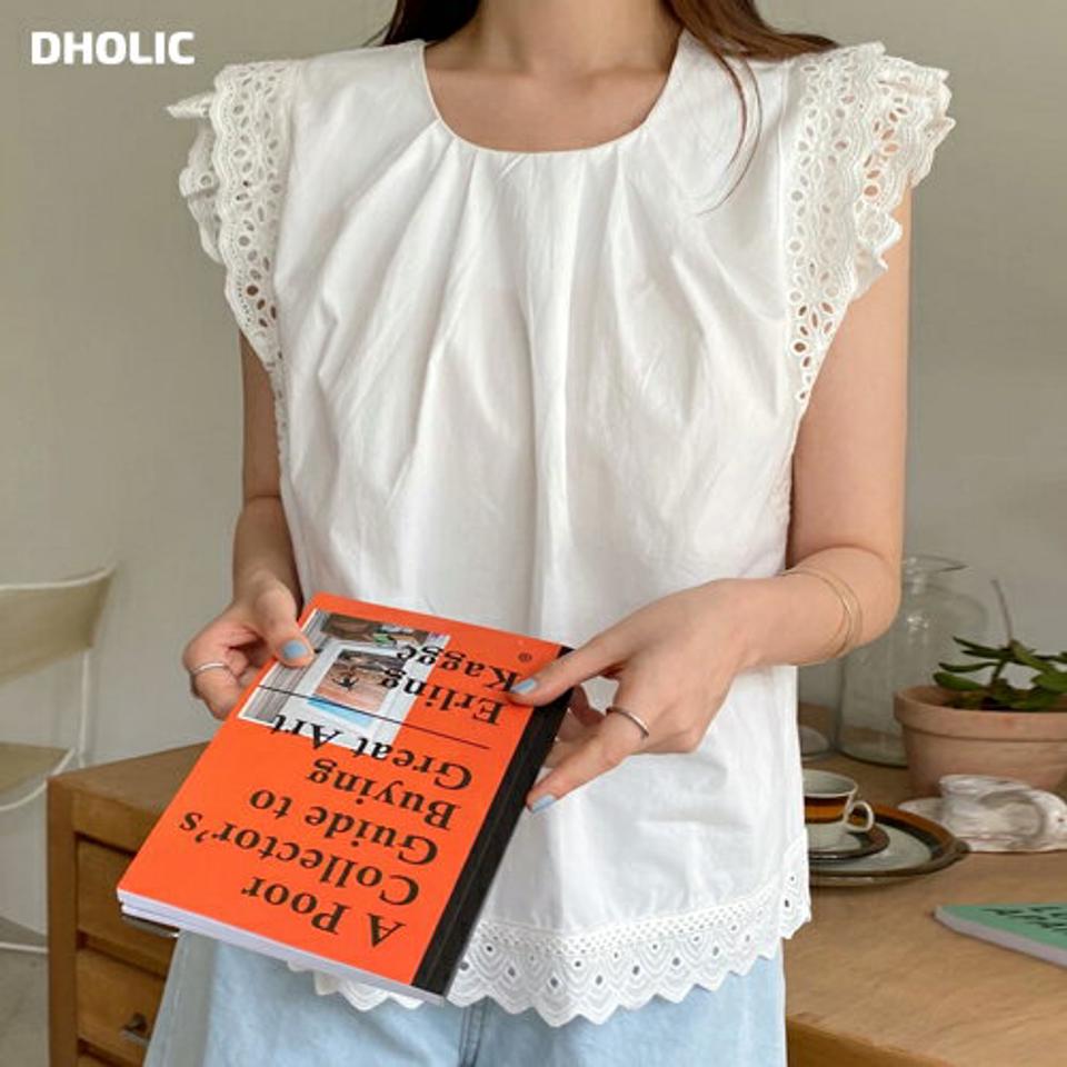 アイレットレースフリルブラウス・全3色・b68186 レディース 【bl】トップス ブラウス スリーブレス ノースリーブ フリル レース 袖コン 二の腕カバー フェミニン かわいい 白 ホワイト ラウンドネック タック 夏 韓国ファッション