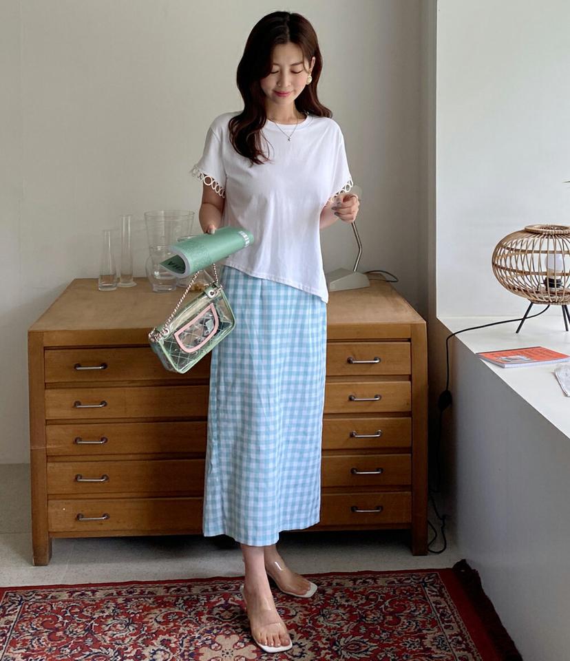 サークルレースアシメTシャツ・全2色・b68134 レディース 【tops】トップス Tシャツ 半袖 袖コン ラウンドネック レース 単色 無地 シンプル 大人 かわいい ルーズ コットン 綿 夏 韓国ファッション
