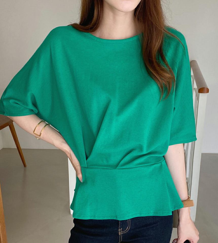 タックペプラムTシャツ・全3色・b00856 レディース 【tops】トップス Tシャツ 二の腕カバー 半袖 単色 無地 シンプル ベーシック タック ペプラム 楽ちん ゆったり ラフ 春 夏 カジュアル ペプラム 韓国ファッション 緑 ハイホリHIHOLLI