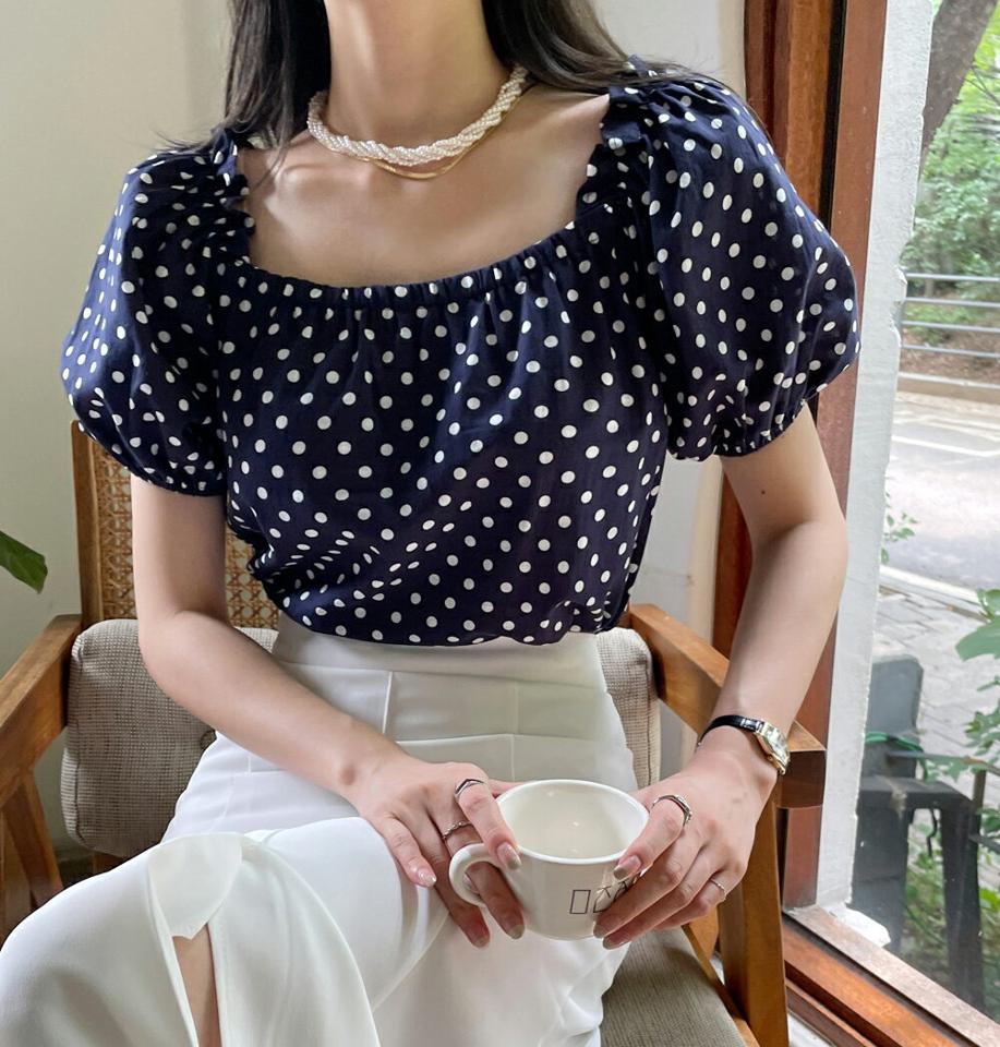 マルチWAYドットブラウス・全2色・t00858 レディース 【bl】ブラウス トップス 半袖 柄 模様 ドット柄 モノトーン パフ袖 パフスリーブ クロップド丈 綿 スクエアネック オフショル 春 夏 フェミニン 黒 韓国ファッション ハイホリHIHOLLI
