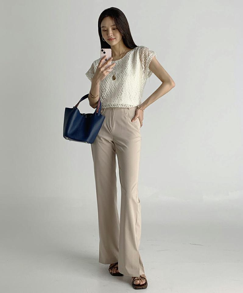 フレアスリットスラックス・全2色・t72725 レディース 【pt】パンツ ロング丈 スラックス 単色 無地 シンプル ベーシック フレア スリット フルレングス 春 夏 フェミニン きれいめ 大人 上品 ベージュ 韓国ファッション ハイホリHIHOLLI