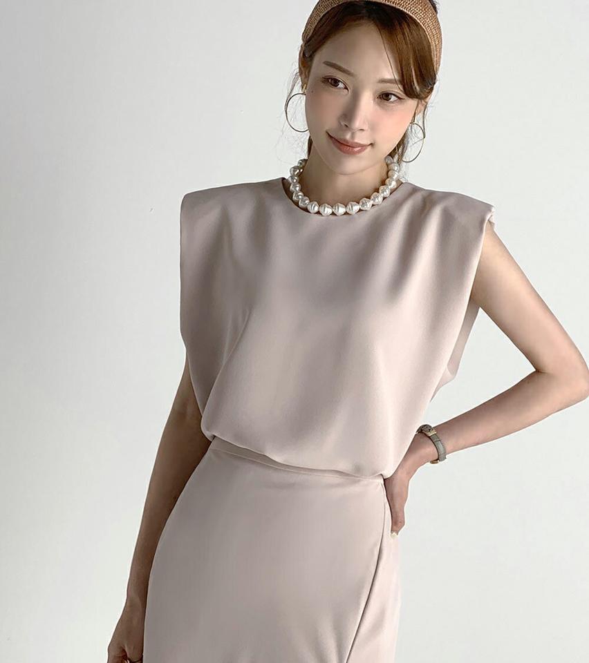 フレンチスリーブブラウス・全3色・b72720 レディース 【bl】ブラウス トップス フレンチスリーブ ノースリーブ スリーブレス 単色 無地 シンプル ベーシック 肩パッド 春 夏 大人 白 オフィスカジュアル 韓国ファッション ハイホリHIHOLLI