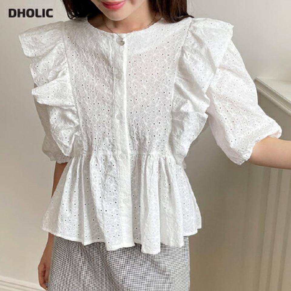 花柄アイレットレースペプラムブラウス・全2色・b00998 レディース 【bl】トップス ブラウス 半袖 ハーフスリーブ ペプラム パフスリーブ お腹カバー 総レース フェミニン かわいい 体型カバー ガーリー 襟 フリル 二の腕カバー 白 夏 韓国ファッション