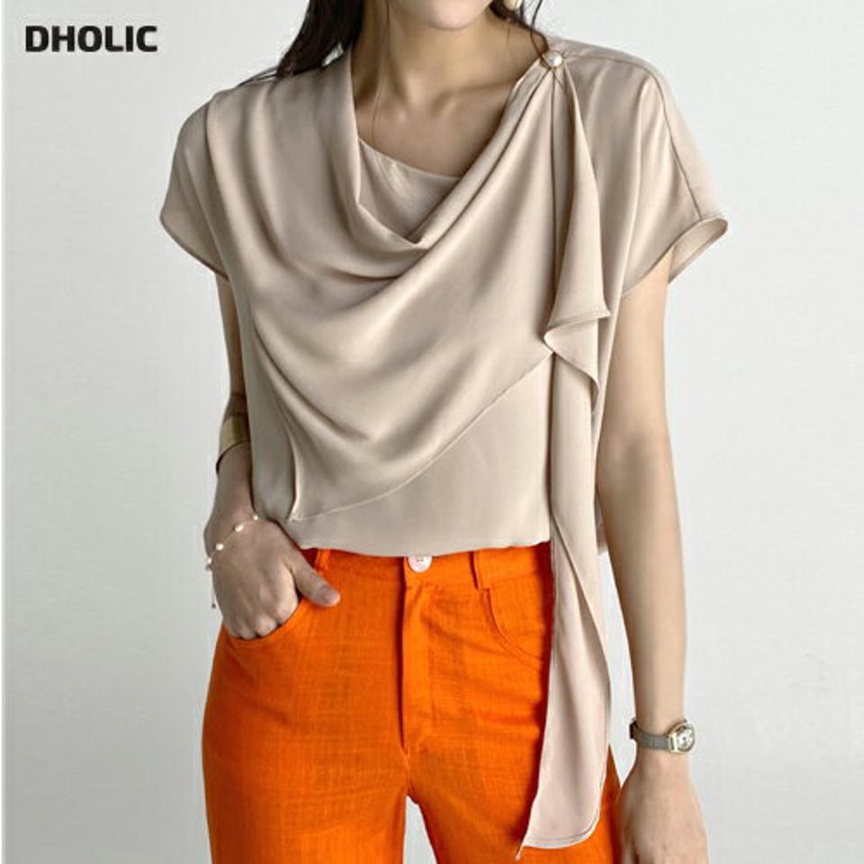 【10%OFF】ドレープスカーフブラウス・全3色・b72702 レディース 【bl】ブラウス トップス 半袖 単色 無地 シンプル ドレープネック 上品 きれいめ オフィスカジュアル フレンチスリーブ 春 夏 フェミニン 大人 ベージュ 韓国ファッション ハイホリHIHOLLI セール SALE