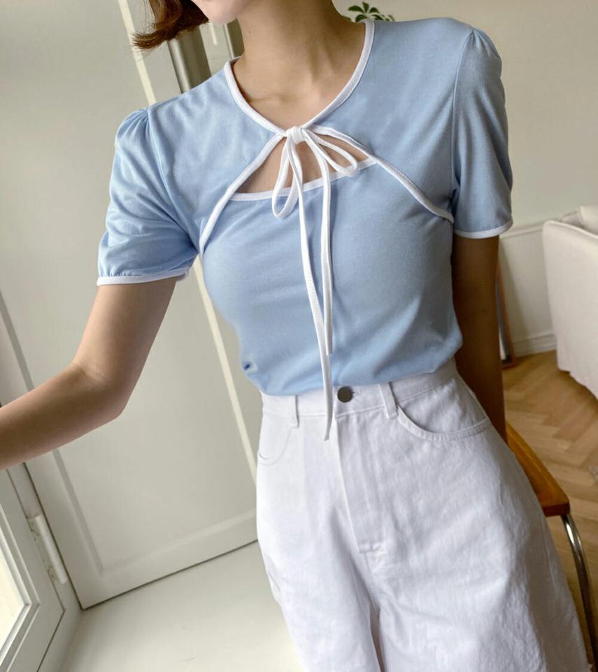 配色カットアウトリボンTシャツ・全3色・t01410 レディース 【tops】トップス Tシャツ 半袖 りぼん 配色 カットアウト 胸元 セクシー sky パフスリーブ かわいい ユニーク バイカラー レイヤード風 夏 韓国ファッション