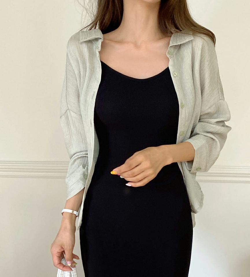 リンクルストラップシャツ・全2色・b01406 レディース 【bl】トップス シャツ 長袖 リンクル ストライプ柄 爽やか 大人 カジュアル 襟 テクスチャ— ドロップショルダー ナチュラル 体型カバー 肩落ち 黄緑 パステル 春 夏 韓国ファッション