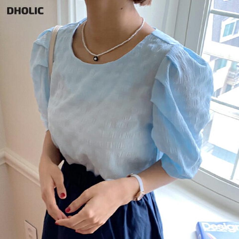 リンクルパフスリーブブラウス・全3色・t01407 レディース 【bl】トップス ブラウス 半袖 ハーフスリーブ パフスリーブ 二の腕カバー リンクル ラウンドネック かわいい 可愛い 水色 大人 夏 韓国ファッション