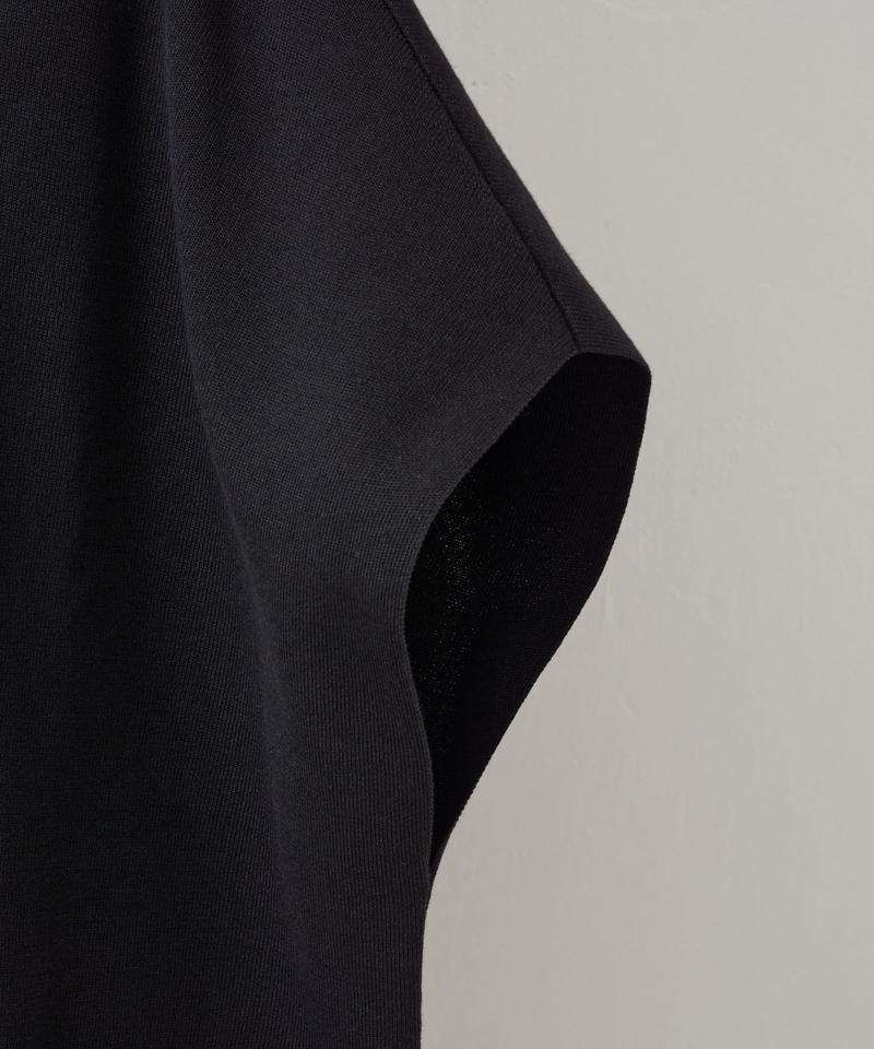 Vネックニットベスト