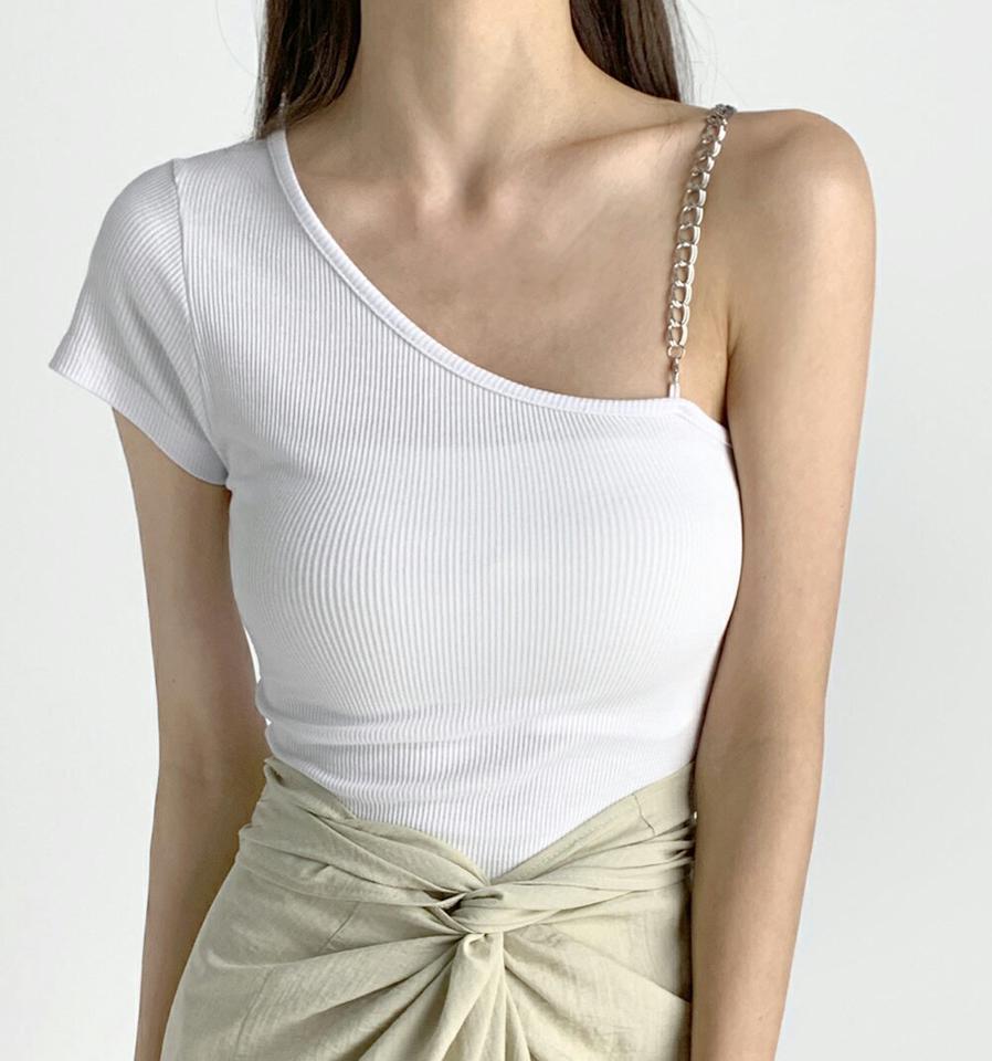【10%OFF】チェーンストラップ付アシメTシャツ・t67466 レディース 【tops】トップス Tシャツ ワンショルダー 肩出し チェーン アシンメトリー アンバランス カジュアル 個性的 ユニーク シンプル 夏 韓国ファッション セール SALE