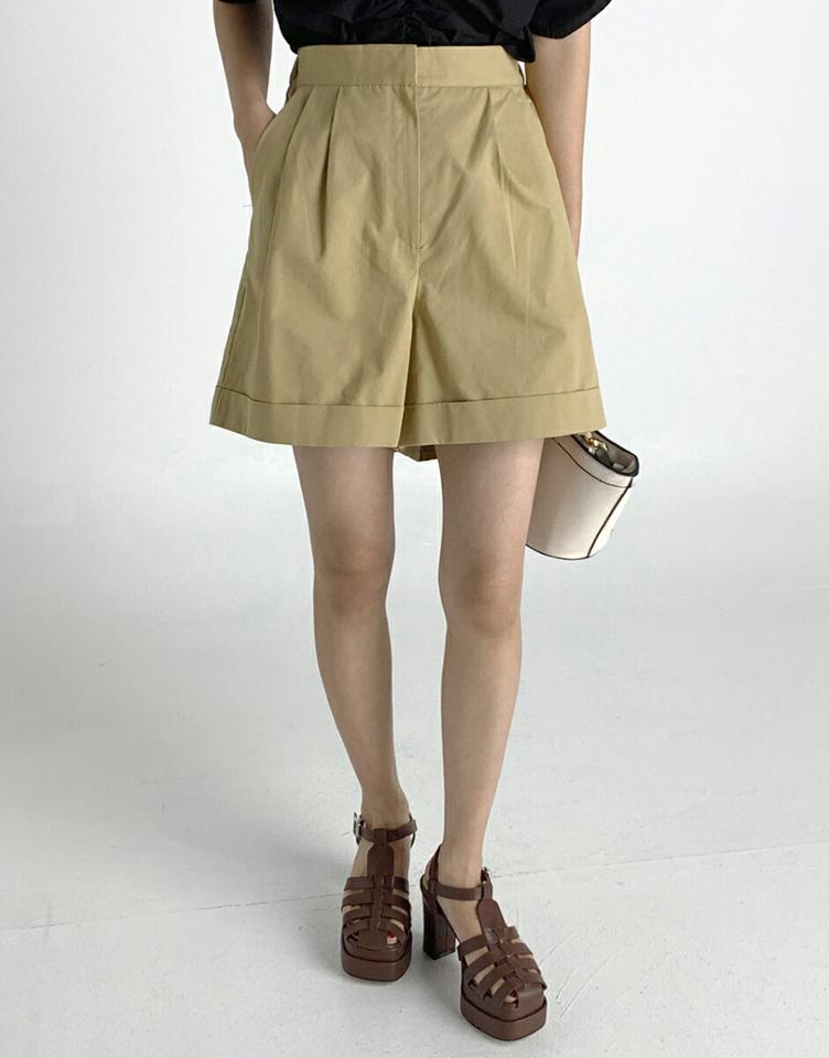 ロールアップハーフパンツ・t67438 レディース 【pt】パンツ ズボン 半ズボン ハーフパンツ ロールアップ 単色 無地 シンプル カジュアル 大人 ベージュ カーキ 緑 ワイド ハイウエスト コットン 綿 短パン 春 夏 秋 韓国ファッション