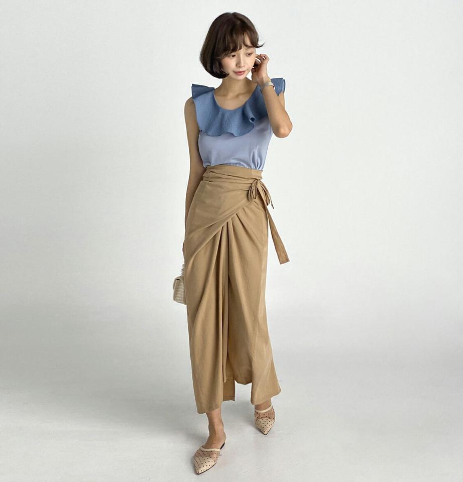 【10%OFF】フリルVネックノースリーブ・b67446 レディース 【tops】トップス Tシャツ フリル ラッフル 襟コン ガーリー フェミニン かわいい 可愛い ユニーク スリーブレス ノースリーブ 個性的 大人 単色 無地 夏 韓国ファッション セール SALE