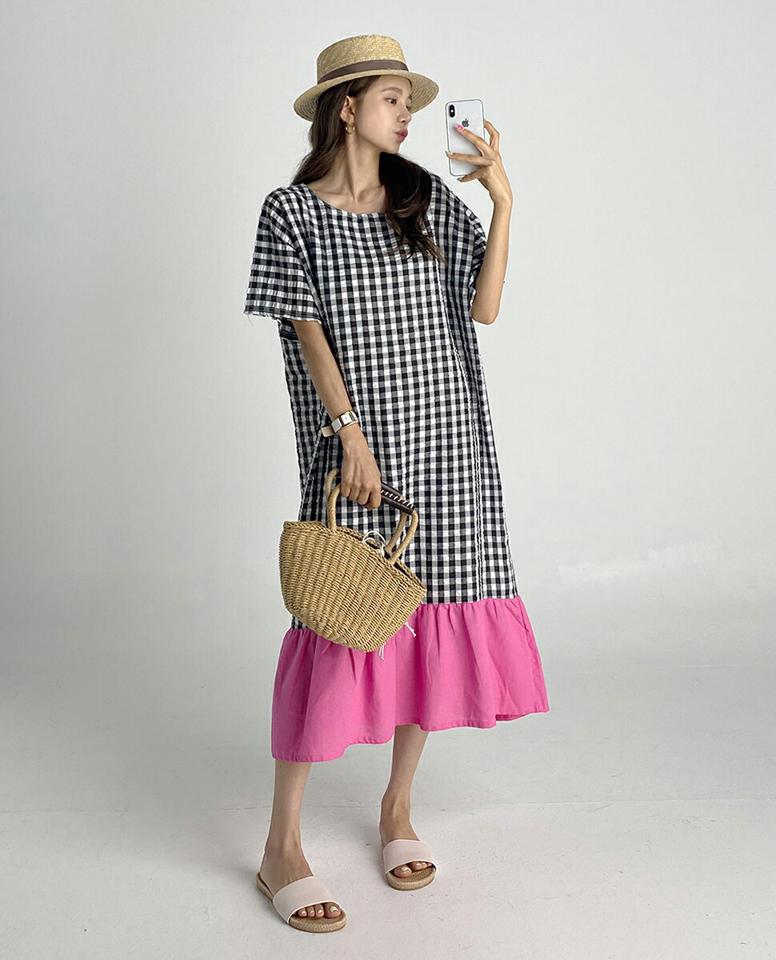 【10%OFF】配色ギンガムチェックワンピース・t67469 レディース 【ops】ワンピース ロング丈 半袖 ハーフスリーブ チェック柄 ギンガムチェック 配色 ラウンドネック かわいい 体型カバー カジュアル ピンク ラッフルヘム 夏 人気 韓国ファッション セール SALE