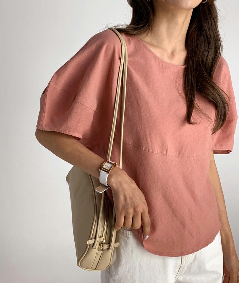 リネン混フレアブラウス・b67462 レディース 【bl】トップス ブラウス 半袖 ハーフスリーブ ラウンドネック パフスリーブ 二の腕カバー リネン 単色 無地 シンプル フェミニン 大人 ドルマンスリーブ きれいめ ナチュラル 夏 韓国ファッション