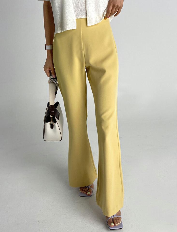 【10%OFF】ハイウエストフレアスラックス・t67464 レディース 【pt】パンツ ズボン スラックス ロングパンツ フレア 単色 無地 シンプル ベーシック カジュアル 大人 きれいめ オフィスカジュアル ハイウエスト フルレングス ダーツ 春 夏 韓国ファッション セール SALE