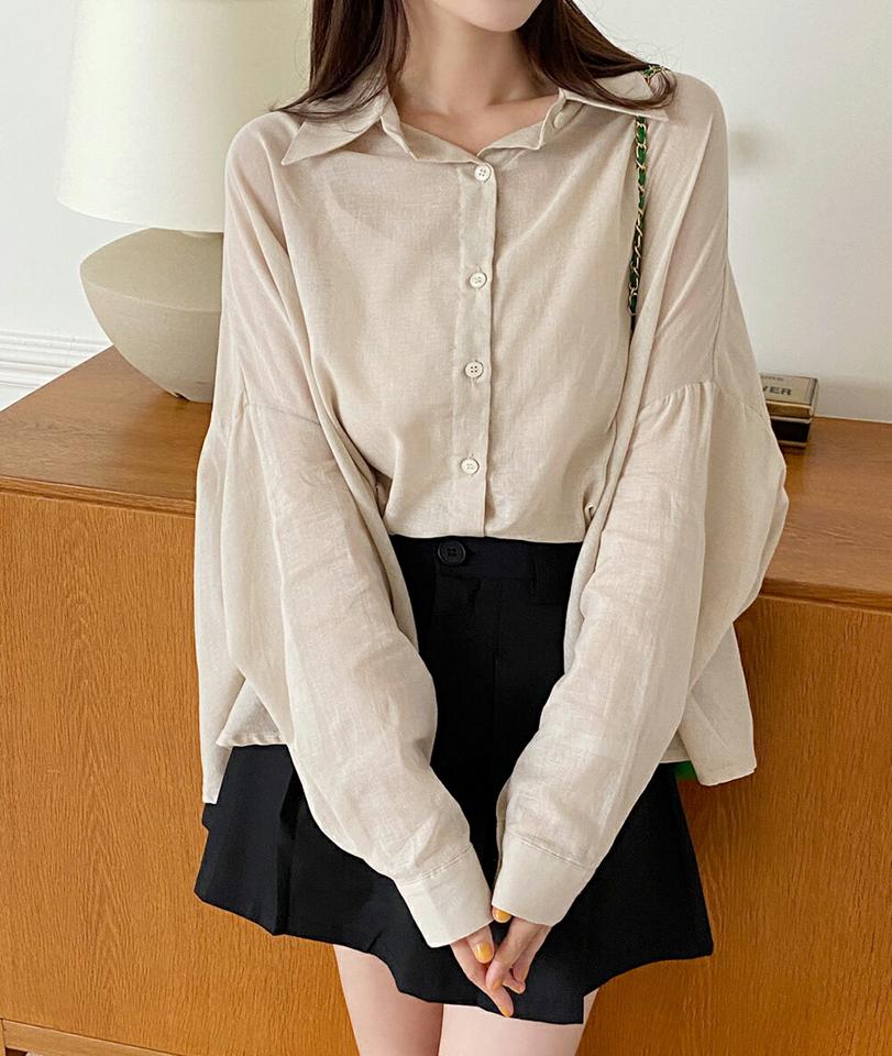 フレアシアーシャツ・t68188 レディース 【bl】トップス シャツ 長袖 フレア 透け感 シアー フェミニン 軽やか ドロップショルダー 単色 無地 かわいい ユニーク ゆったり 体型カバー お腹カバー 春 秋 韓国ファッション