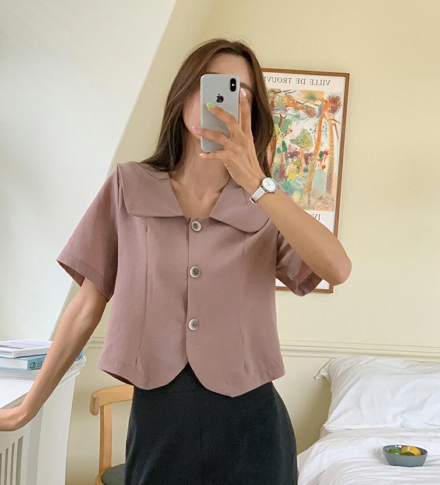 ラウンドビッグカラーブラウス・t68200 レディース 【bl】トップス ブラウス 半袖 ハーフスリーブ 大きい襟 かわいい 可愛い ガーリー 単色 無地 シンプル 襟コン 白 ホワイト 丸襟 夏 韓国ファッション