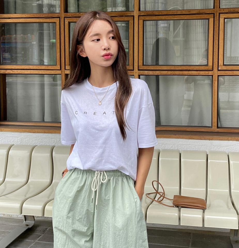 CREATEロゴTシャツ・t68179 レディース 【tops】トップス Tシャツ 半袖 ロゴ レタリング ラウンドネック ロゴT シンプル カジュアル ラフ ドロップショルダー 夏 韓国ファッション