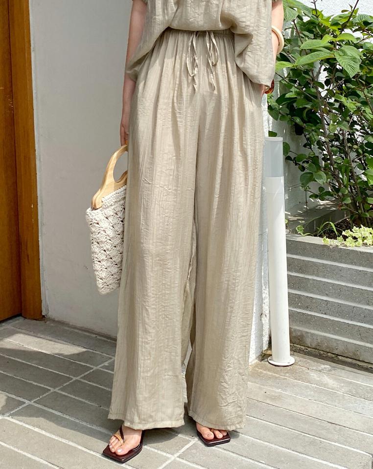 【10%OFF】ストリング付リンクルパンツ・t68203 レディース 【pt】パンツ ズボン ウエストゴム ワイド ロングパンツ リンクル ナチュラル ベージュ 単色 無地 シンプル 大人 カジュアル ラフ 楽ちん 春 夏 韓国ファッション セール SALE