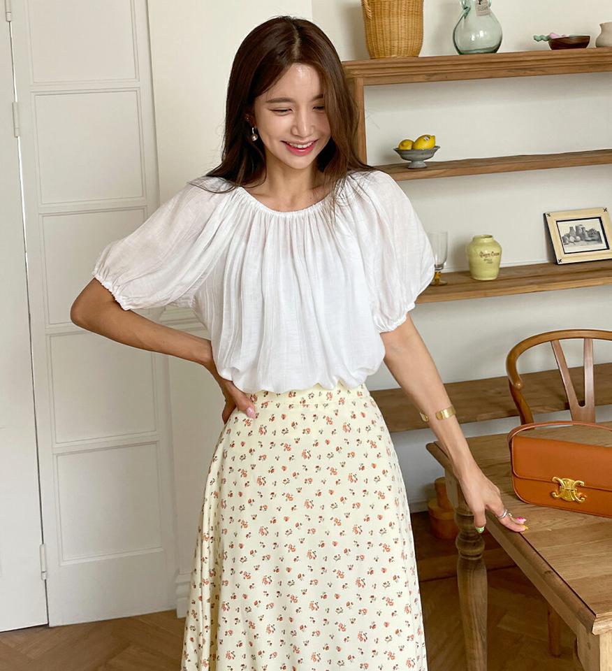 【10%OFF】2WAYリンクルパフブラウス・t68202 レディース 【bl】トップス ブラウス 半袖 ハーフスリーブ パフスリーブ オフショルダー 肩出し リンクル 単色 無地 フェミニン 白ブラウス かわいい 夏 韓国ファッション セール SALE